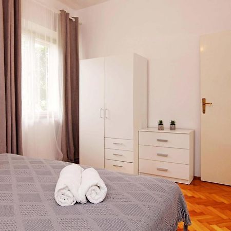 וולה לוקה Apartman Zuvela מראה חיצוני תמונה