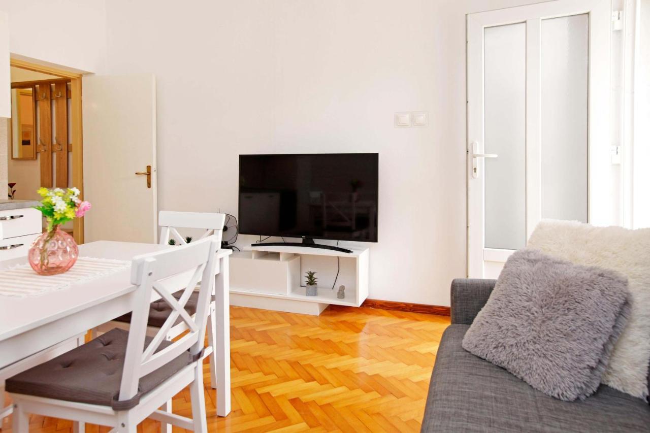 וולה לוקה Apartman Zuvela מראה חיצוני תמונה