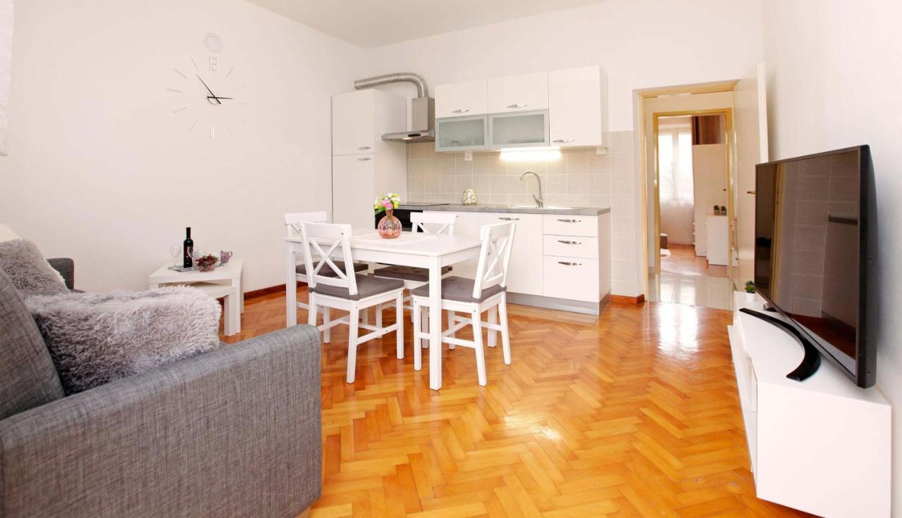 וולה לוקה Apartman Zuvela מראה חיצוני תמונה